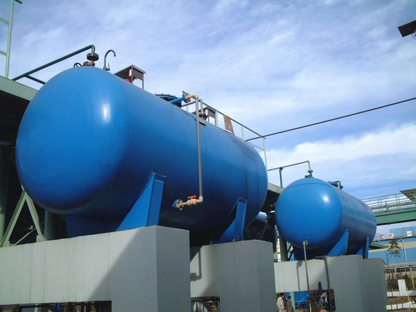 检查化工储罐时重点需要检查哪些部分?