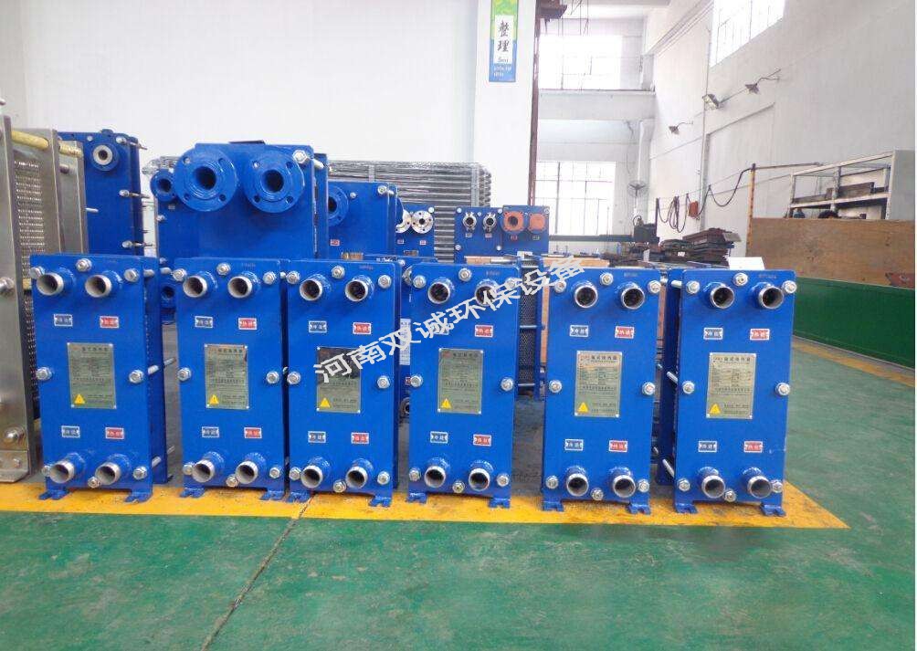 板式换热器的组成: